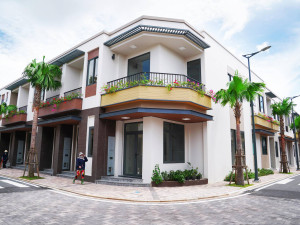 nha pho Taka Garden Riverside Homes Tan An Long An 13